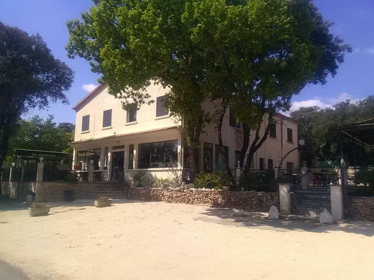 Terrasses De L'Aven Hotell Orgnac-lʼAven Exteriör bild