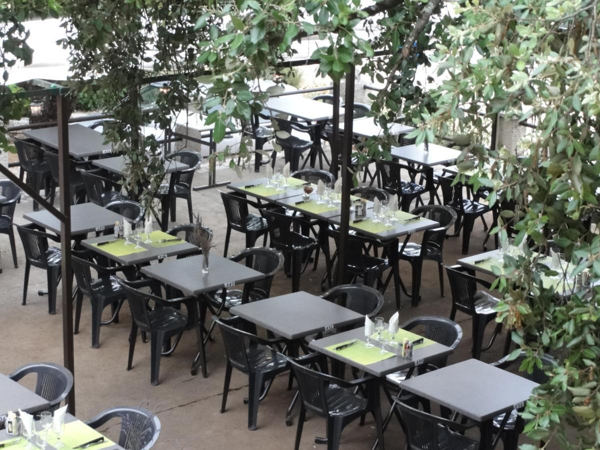 Terrasses De L'Aven Hotell Orgnac-lʼAven Exteriör bild